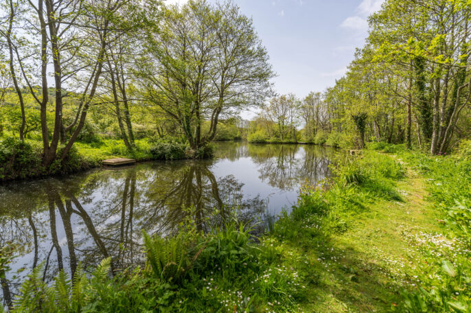 fishing holiday at lake frances golden cap holiday park