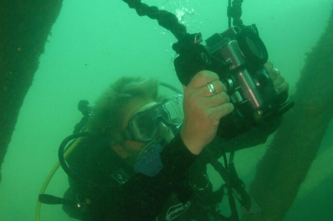 dive beyond deep sea diving